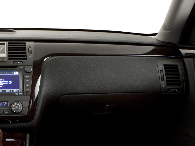 2011 Cadillac DTS Base