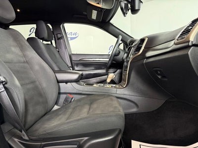 2017 Jeep Grand Cherokee Laredo 4x4