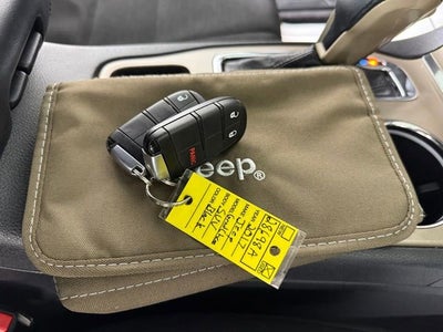 2017 Jeep Grand Cherokee Laredo 4x4