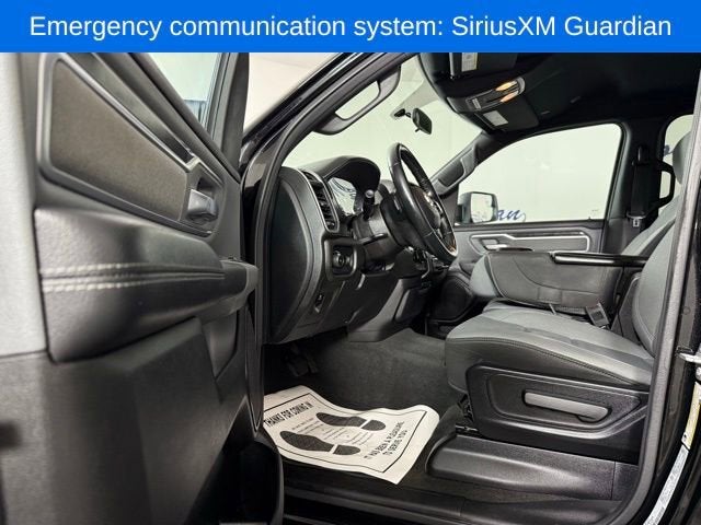 2023 RAM 1500 Big Horn Crew Cab 4x4 5'7" Box