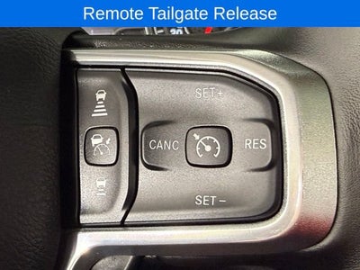 2022 RAM 1500 Laramie Crew Cab 4x4 5'7" Box