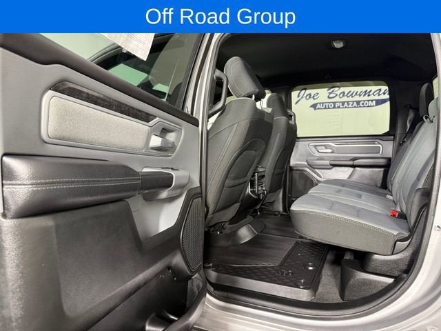2022 RAM 1500 Big Horn Crew Cab 4x4 6'4" Box