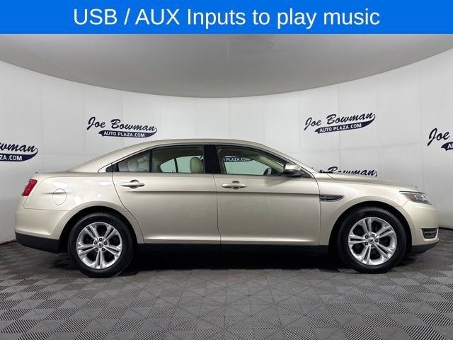 2018 Ford Taurus SEL