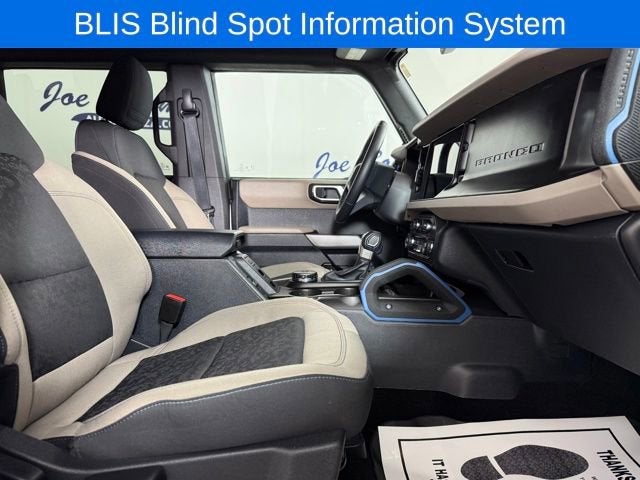 2023 Ford Bronco Base