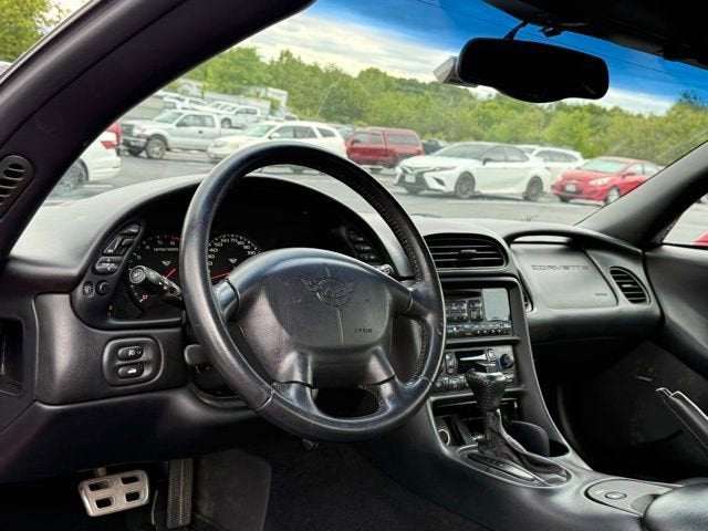 2001 Chevrolet Corvette Base