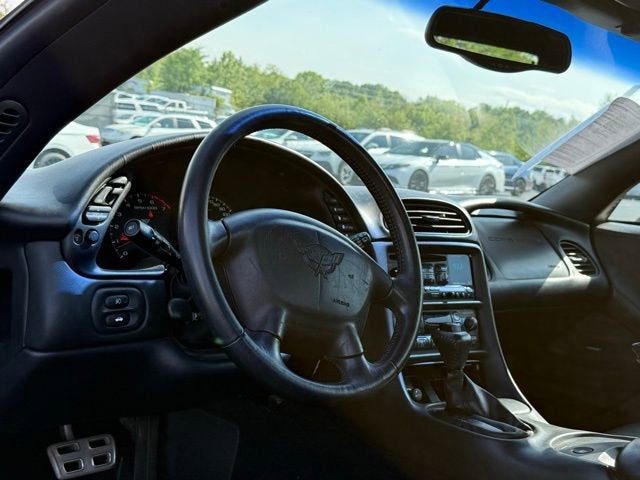 2004 Chevrolet Corvette Base