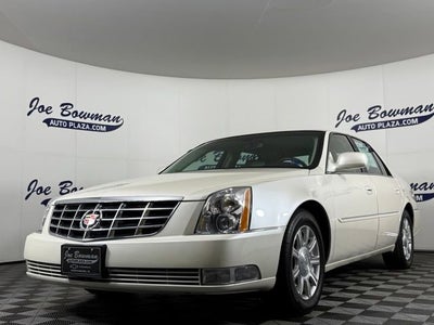 2011 Cadillac DTS Base