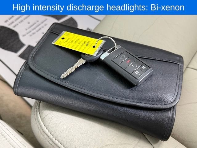 2011 Cadillac DTS Base