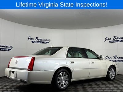 2011 Cadillac DTS Base