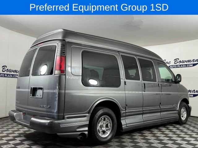2000 Chevrolet Express Cargo 1500 w/YF7