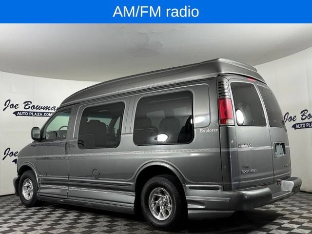 2000 Chevrolet Express Cargo 1500 w/YF7
