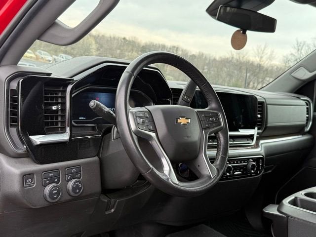 2022 Chevrolet Silverado 1500 LT (2FL)