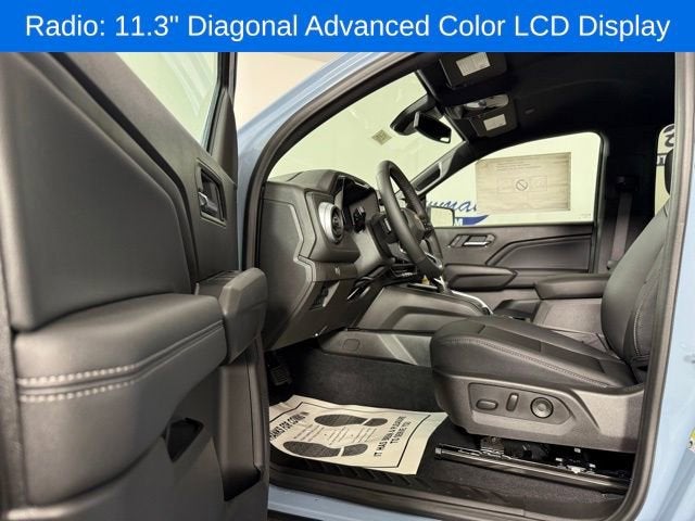 2025 Chevrolet Colorado WT/LT