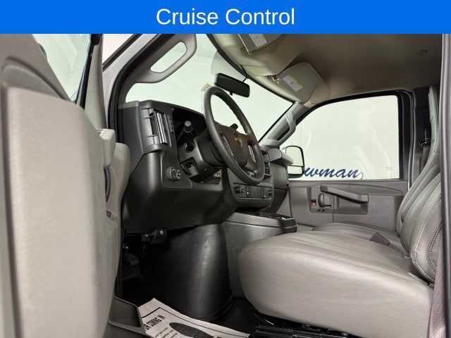 2026 Chevrolet Express Cargo 1WT