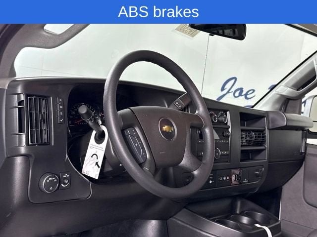 2026 Chevrolet Express Cargo 1WT