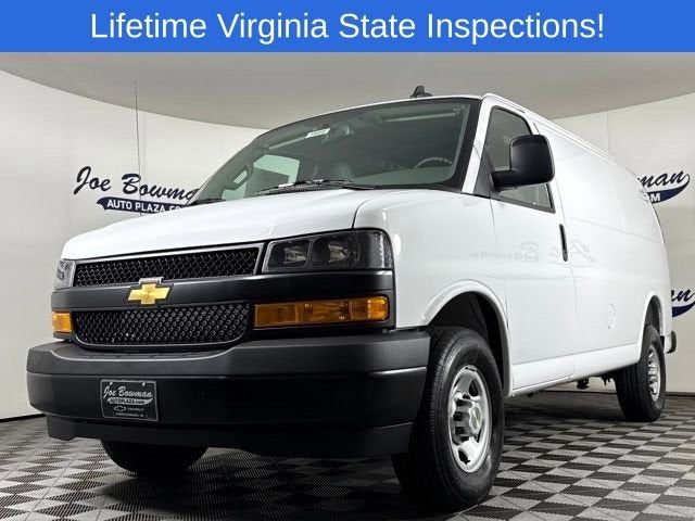 2026 Chevrolet Express Cargo 1WT