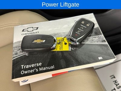 2023 Chevrolet Traverse LT Leather
