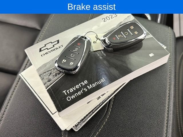2023 Chevrolet Traverse LT Leather
