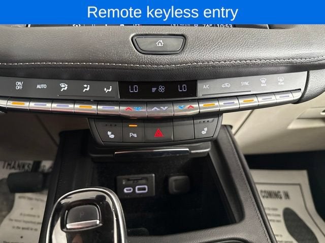 2023 Cadillac XT4 Luxury