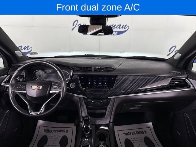 2025 Cadillac XT6 Premium Luxury