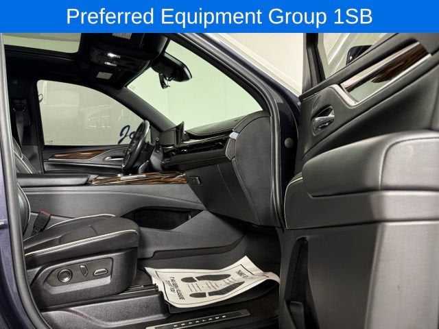 2023 Cadillac Escalade 4WD Premium Luxury