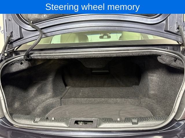 2014 Lincoln MKS Base