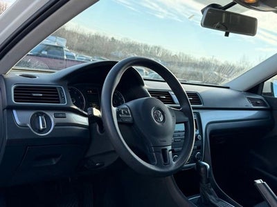 2012 Volkswagen Passat 2.5L S