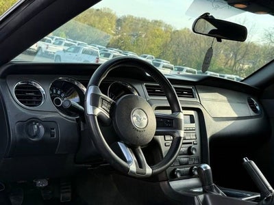 2014 Ford Mustang V6