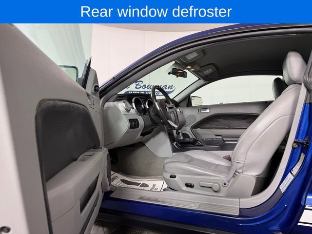 2006 Ford Mustang Standard
