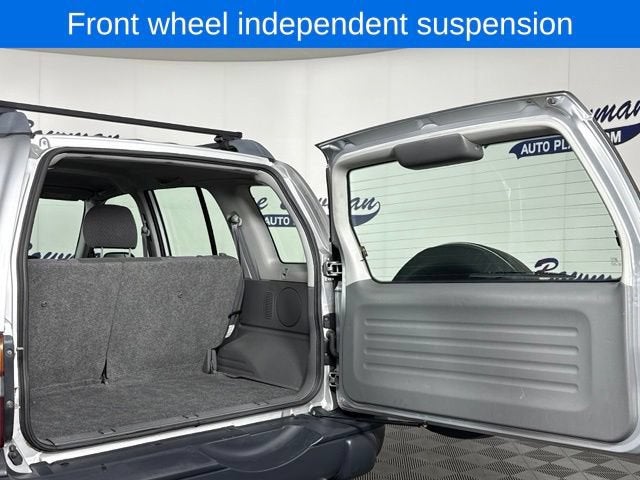 2001 Chevrolet Tracker Base