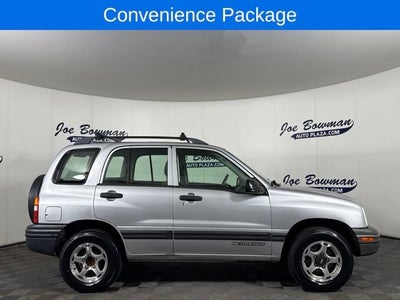 2001 Chevrolet Tracker Base