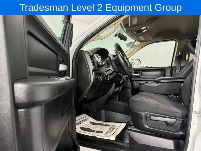 2019 RAM 2500 Tradesman Crew Cab 4x4 6'4" Box