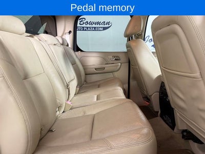 2007 Cadillac Escalade EXT Standard