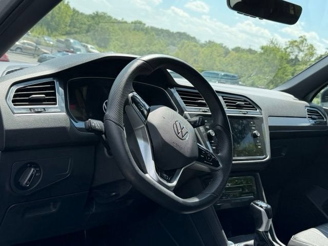 2023 Volkswagen Tiguan 2.0T SE R-Line Black