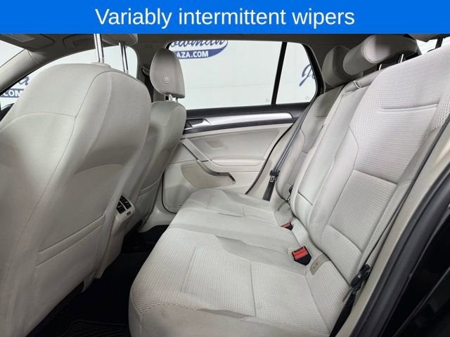 2017 Volkswagen Golf TSI S 4-Door