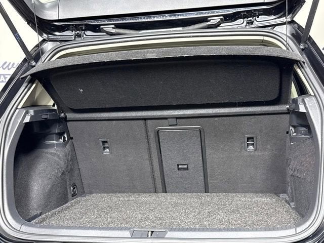 2017 Volkswagen Golf TSI S 4-Door