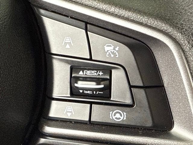 2022 Subaru Legacy Base