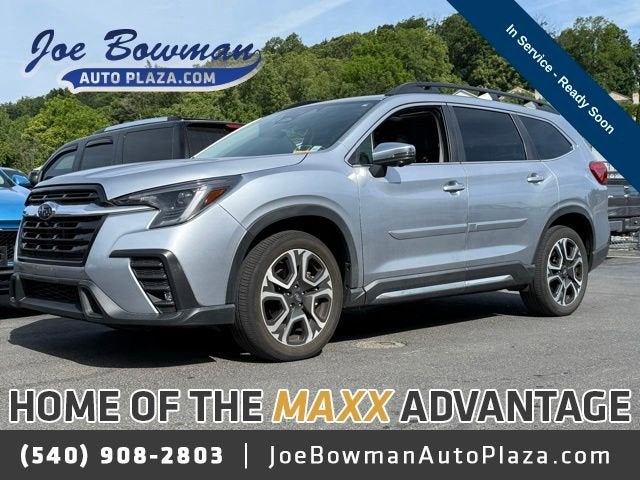 2023 Subaru Ascent Limited 7 Passenger's photo