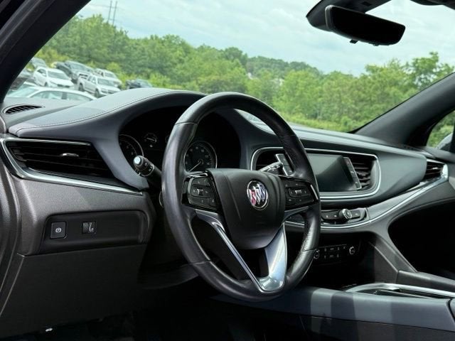 2022 Buick Enclave Essence