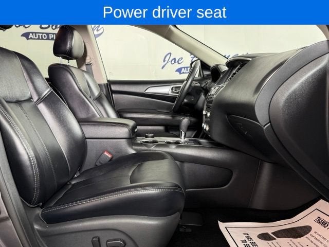 2019 Nissan Pathfinder SL