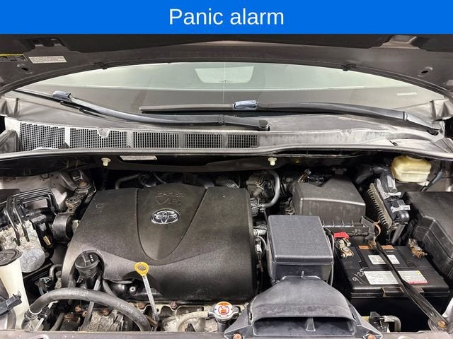 2017 Toyota Sienna XLE