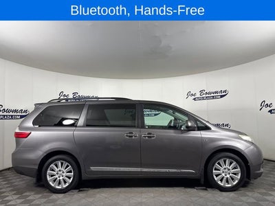 2017 Toyota Sienna XLE
