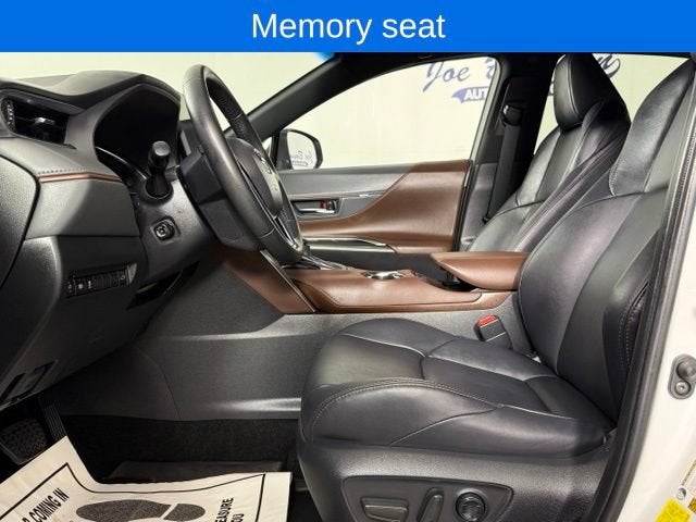 2023 Toyota Venza XLE