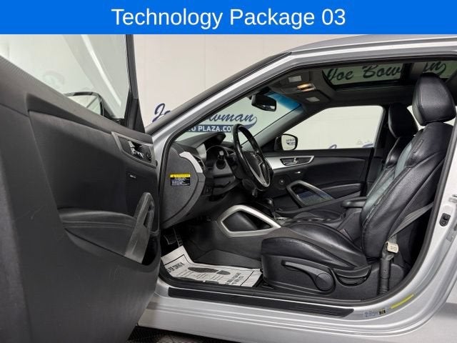 2014 Hyundai Veloster Base w/Black