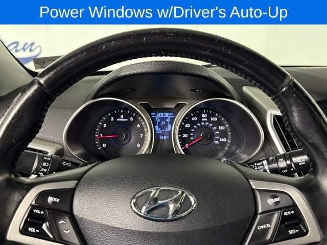 2014 Hyundai Veloster Base w/Black