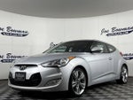 2014 Hyundai Veloster Base w/Black